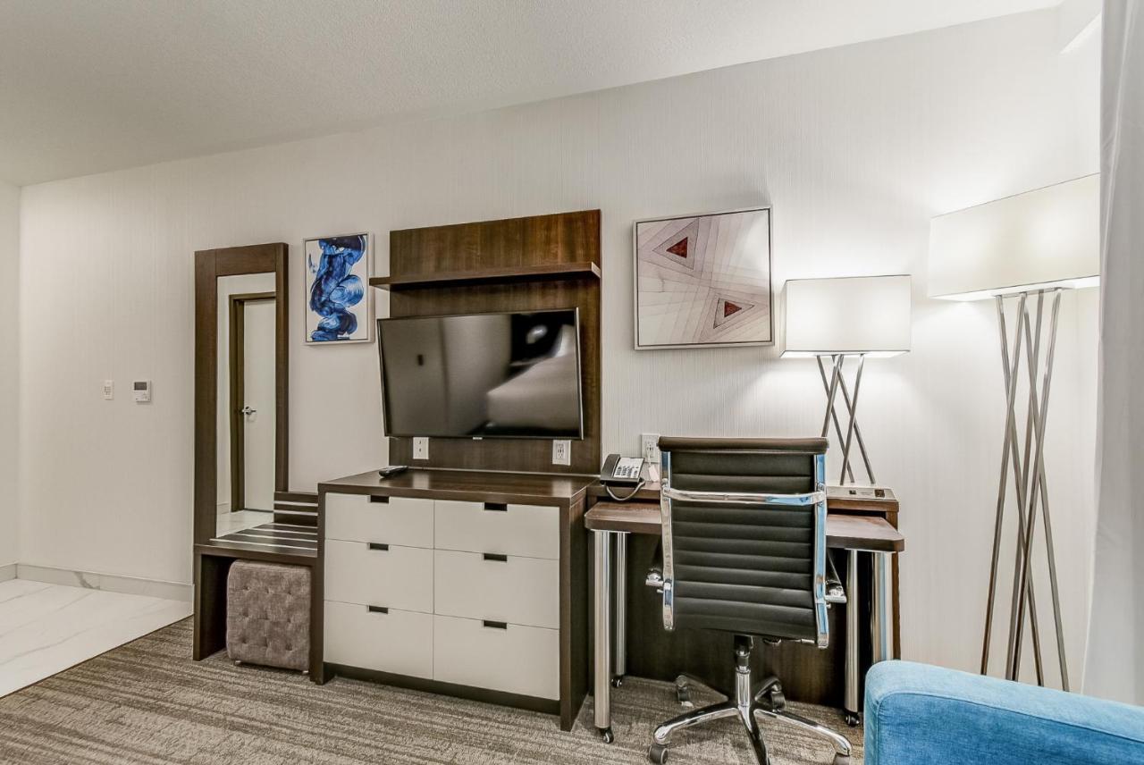 Est Hotel Toronto Ngoại thất bức ảnh