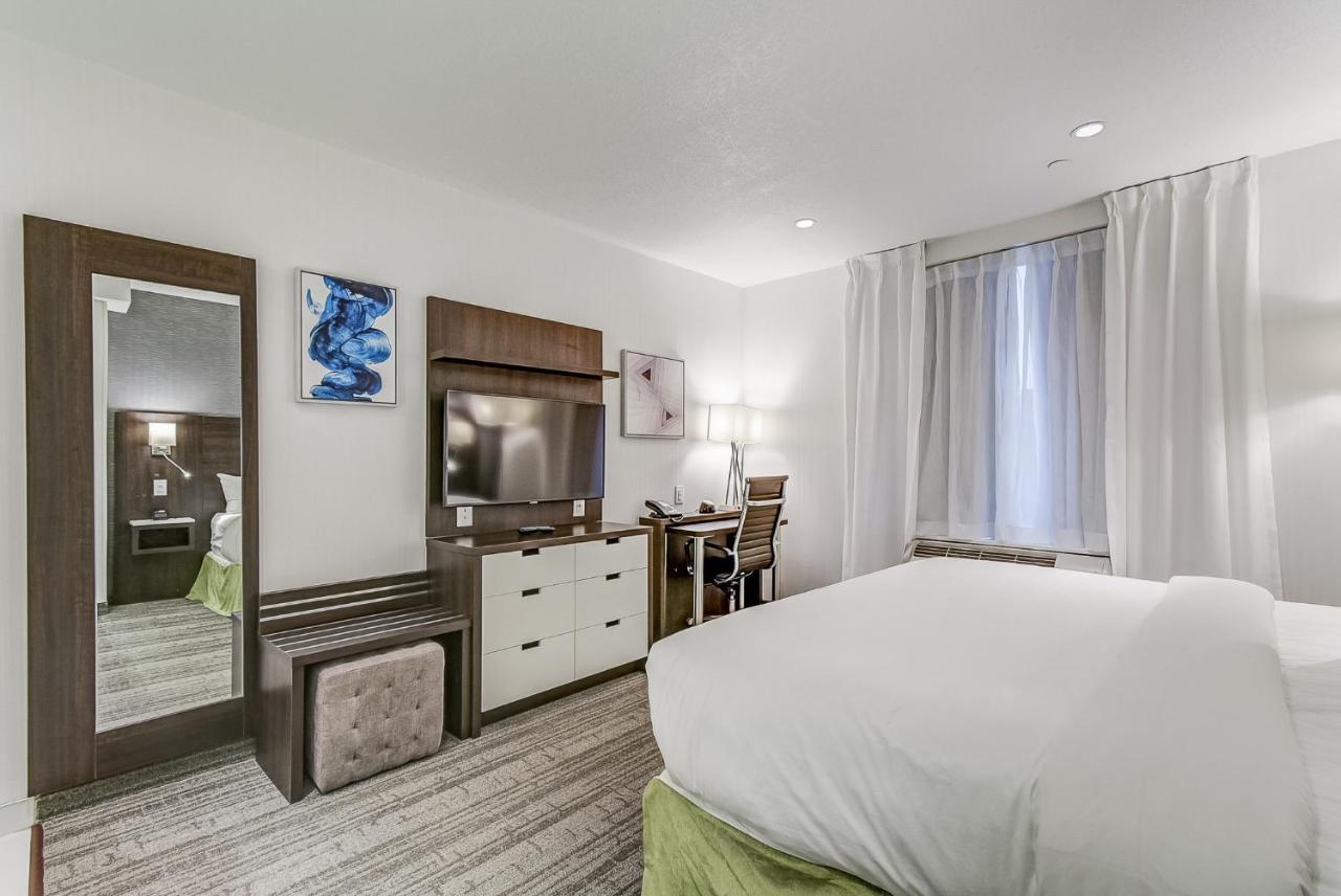 Est Hotel Toronto Ngoại thất bức ảnh