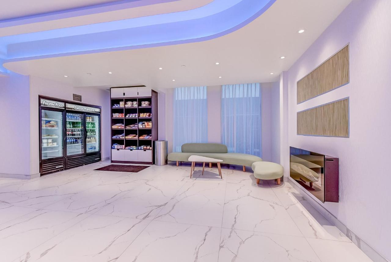 Est Hotel Toronto Ngoại thất bức ảnh
